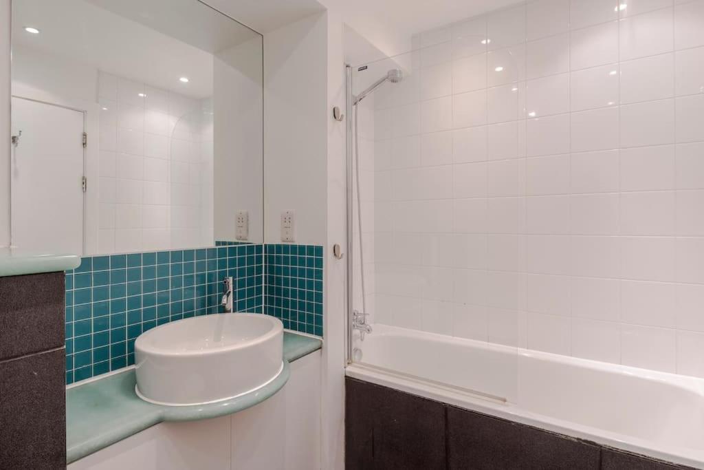 Appartamento Kings Cross Two Bedroom Penthouse *
