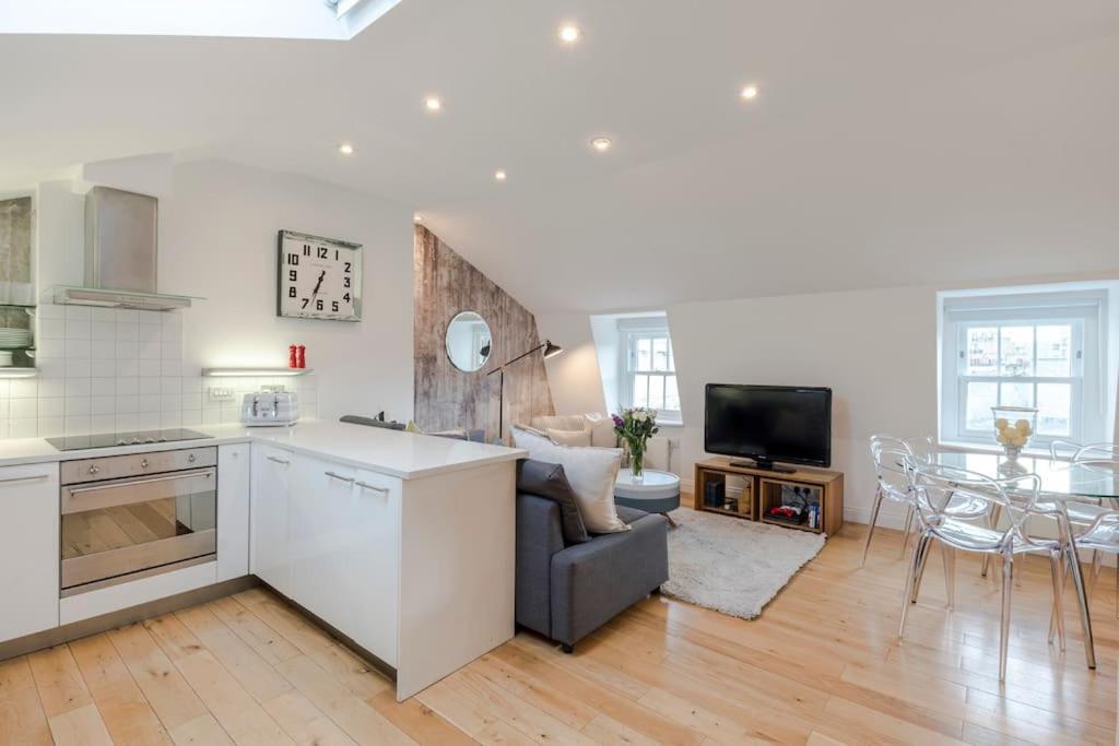 Kings Cross Two Bedroom Penthouse Appartamento
